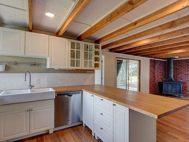 774 Power Rd — Photo 4