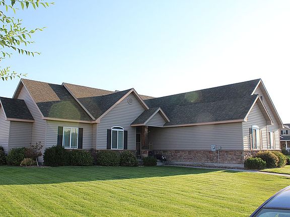 2nd image of 456 E Appaloosa Dr