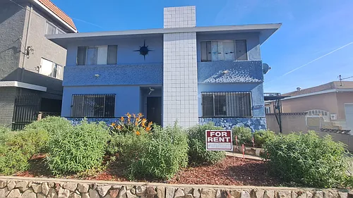 12704 Cedar Ave Photo 1