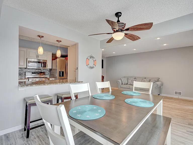 42 Hamilton Ave #B11 — Photo 10