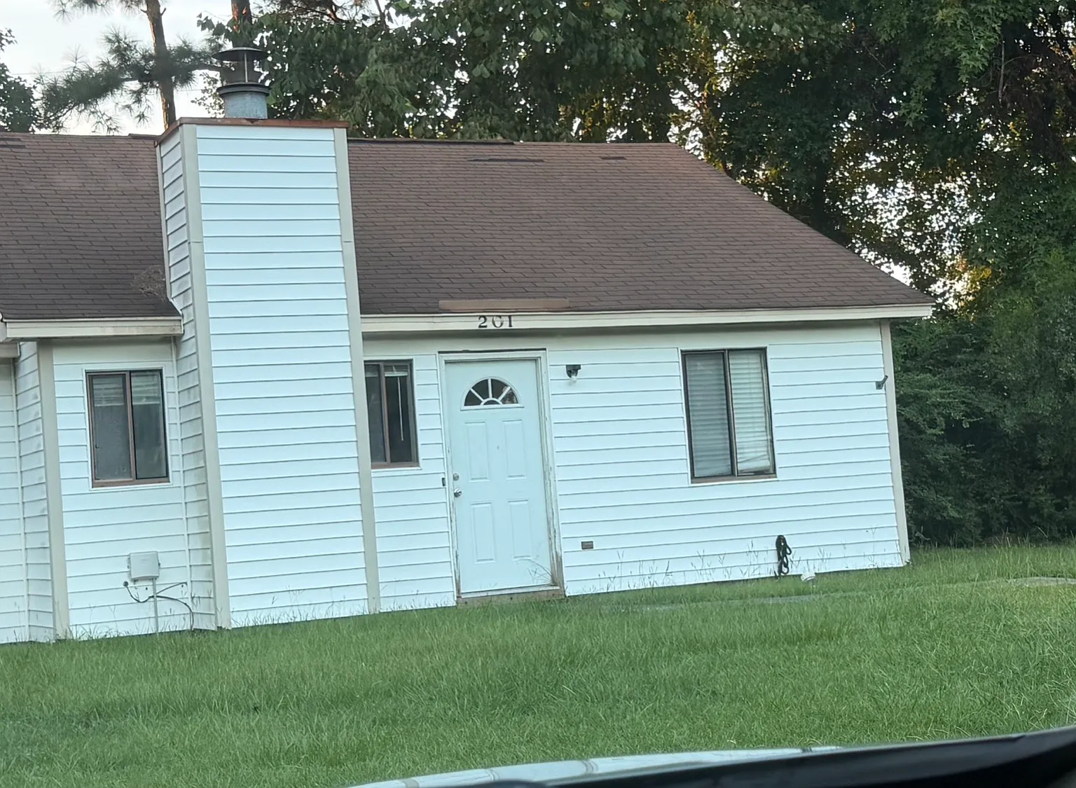 2 bed, 900 sqft, $1,100 — Photo 1