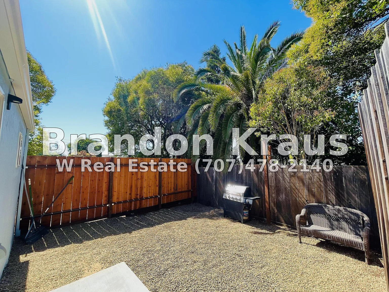 2427 Humboldt St — Photo 2