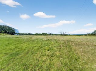 W7896 Loveland Rd, Poynette, WI 53955