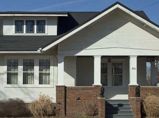 105 State St, Center Pt, IA 52213