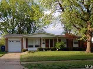 1405 Redbird Dr, Florissant, MO 63031