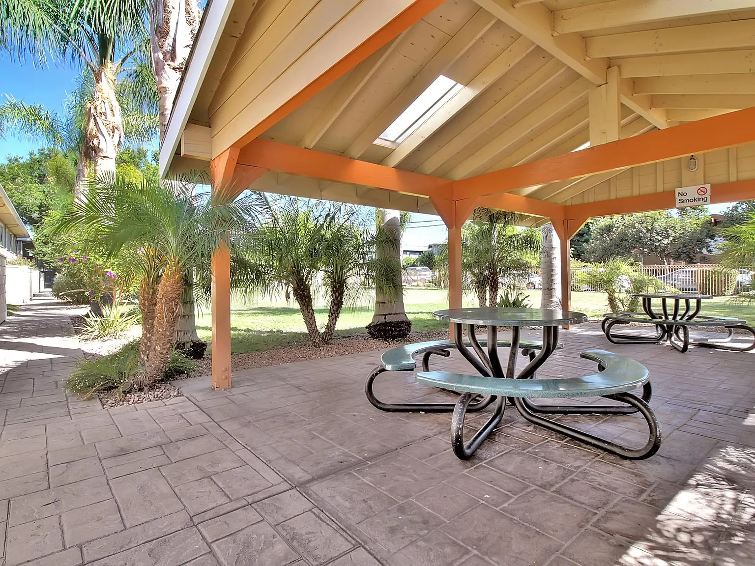 Latham Court — Photo 4