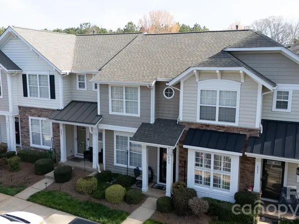 889 Lacebark Dr, Rock Hill, SC 29732