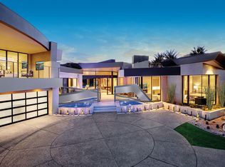 892 Crescent Fls, Palm Desert, CA 92260