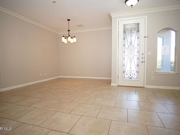 4th image of 11516 Merejildo Madrid St