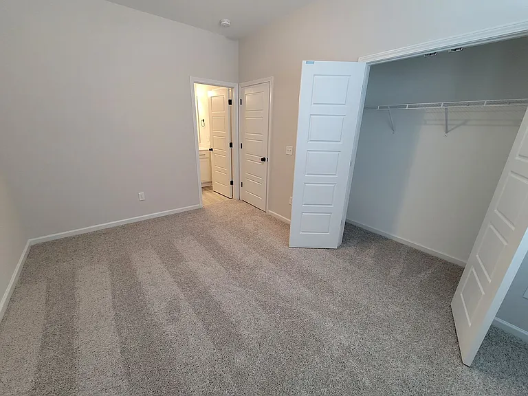 8381 Paramount Point — Photo 10
