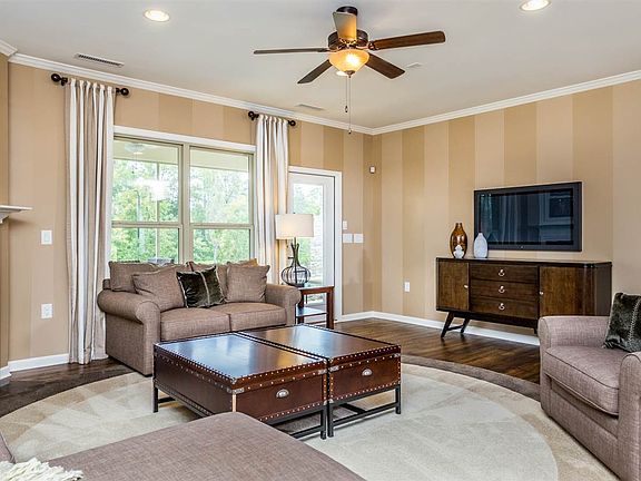 4th image of 1133 Monterey Bay Ln #88