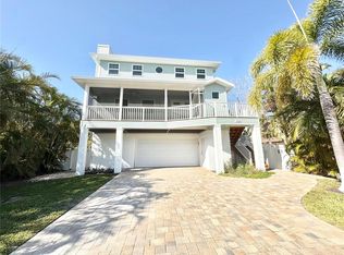 16204 3rd St E, Redington Beach, FL 33708