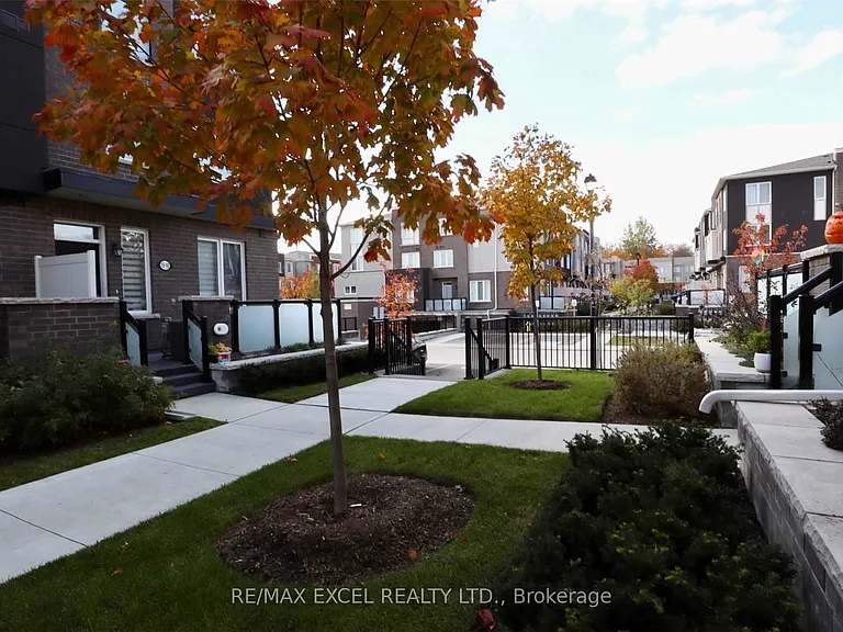 15 Heron Park Pl #5 — Photo 3