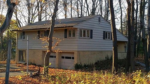 1st image of 405 Oakwood Dr