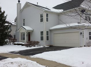 2908 Falling Waters Ln, Lindenhurst, IL 60046