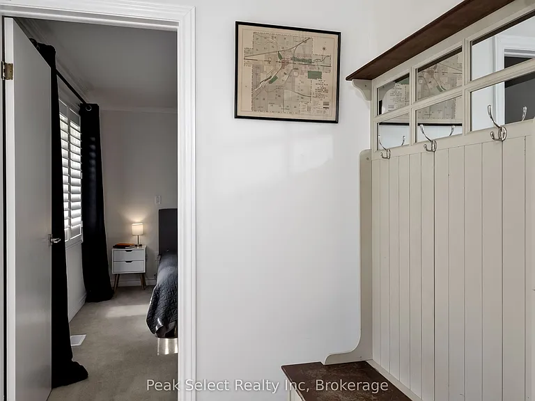 7 Hillside Ct — Photo 9