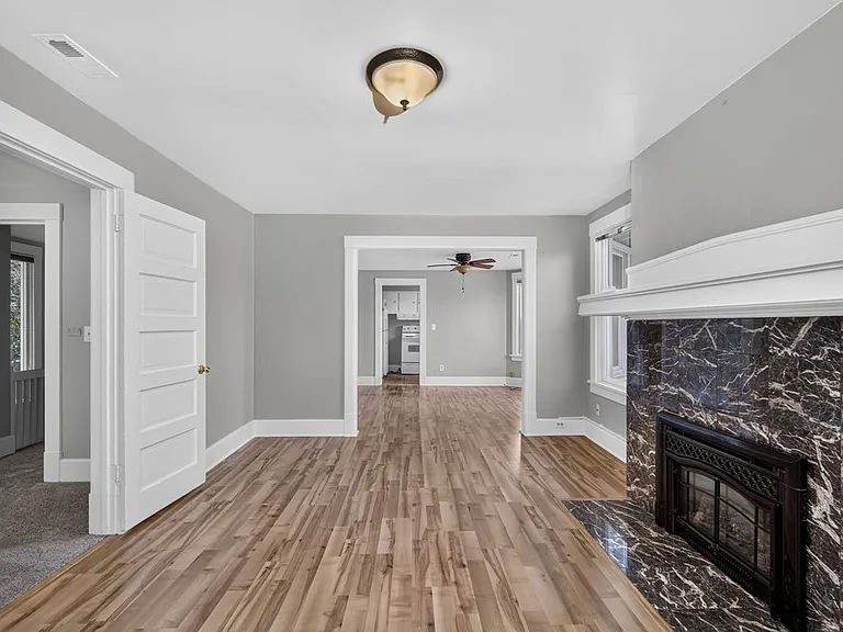 820 S J St #B — Photo 9