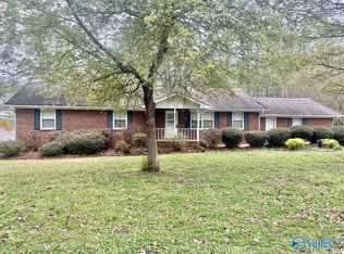 2023 Oakleaf Ln NE, Arab, AL 35016
