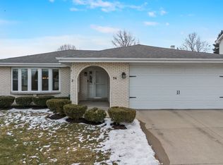 74 W Logan St, Lemont, IL 60439