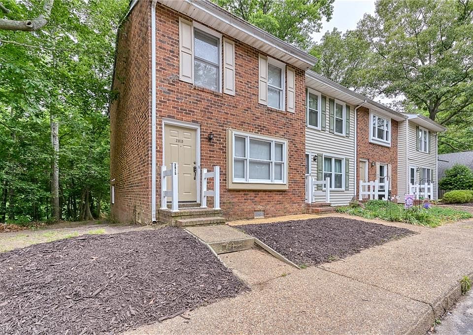 1st image of 2815 Oak Hill Dr