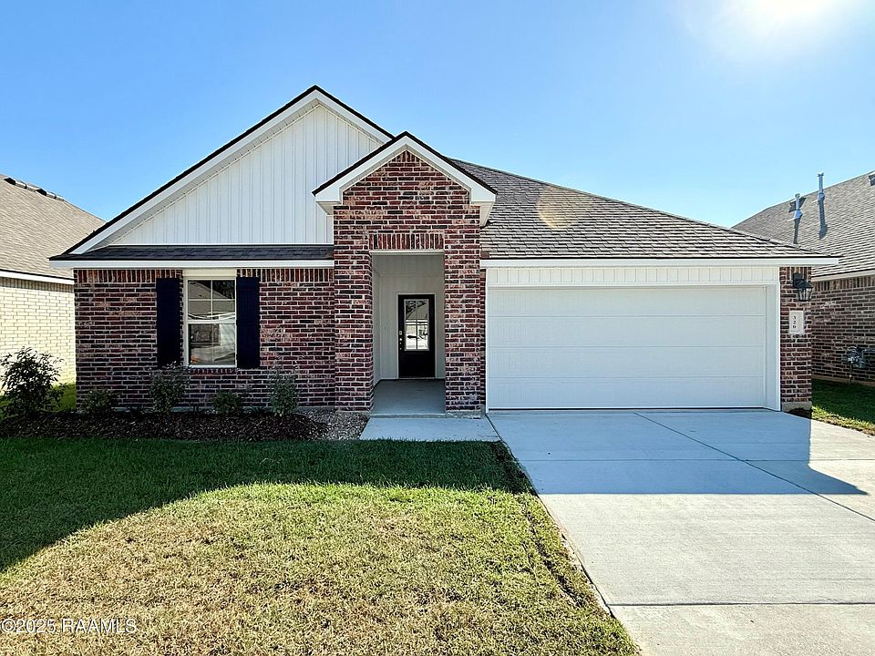 1st image of 320 White Pine Dr