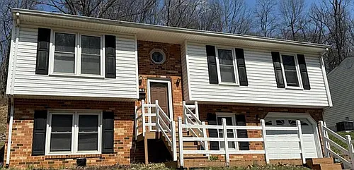 2823 Lansing Dr SW Photo 1