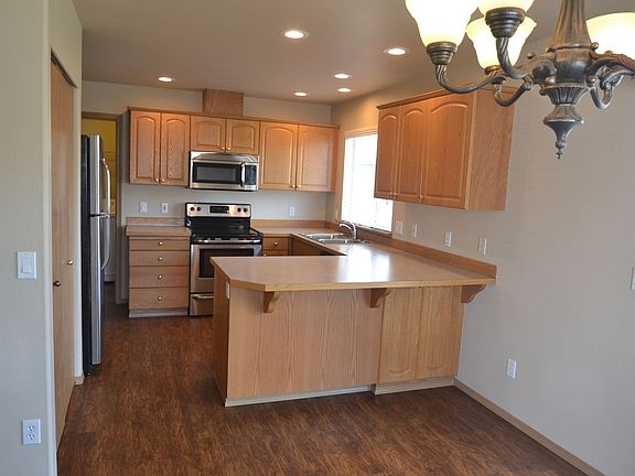 3rd image of 18302 107th Street Ct E