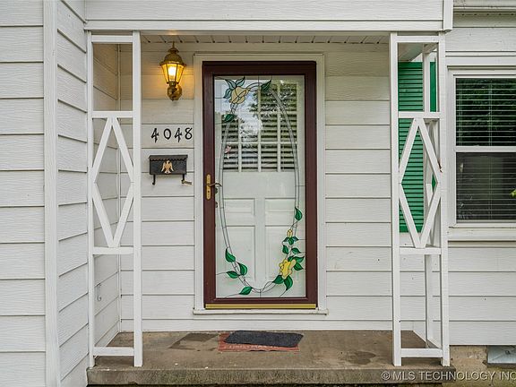 3rd image of 4048 E 22nd Pl