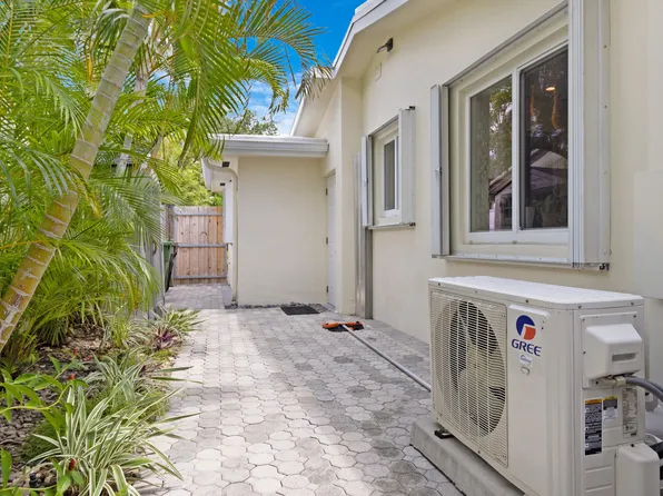 1940 NE 60 Street, Fort Lauderdale, FL 33309