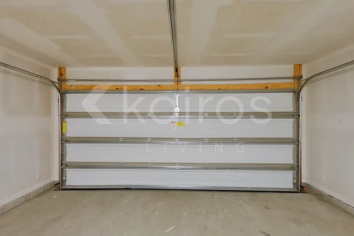 122 Santiago Ct — Photo 15