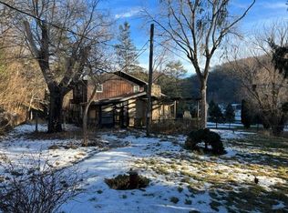 35845 White Bridge Ln, Prairie Du Chien, WI 53821