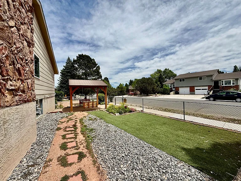 4125 Tulip Way — Photo 21