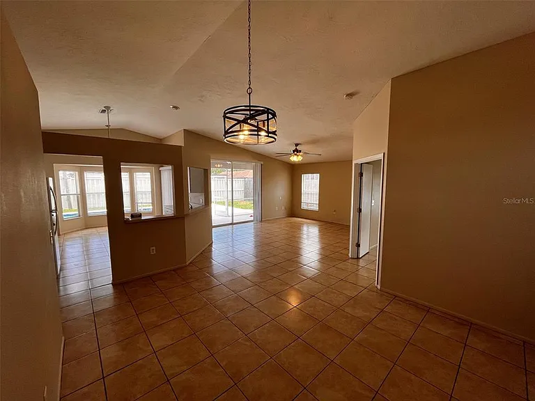 7241 Mauna Loa Blvd — Photo 5