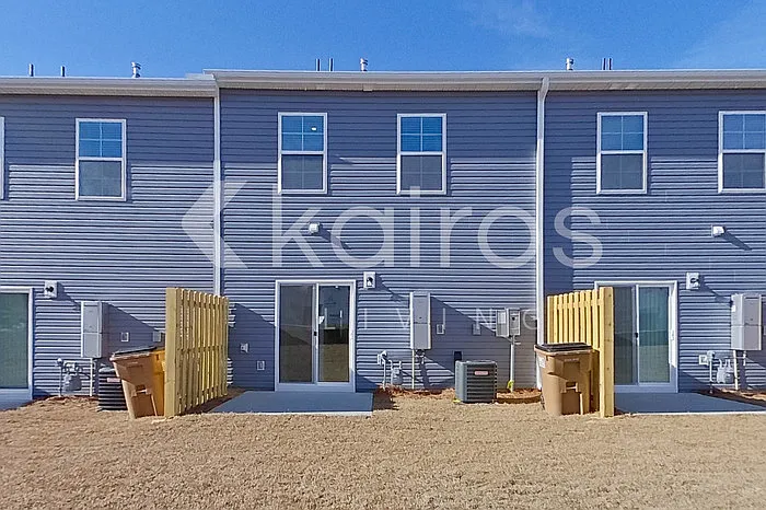 2097 Banyon Cir — Photo 21