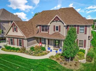 3686 Heathmoor Dr, Elgin, IL 60124