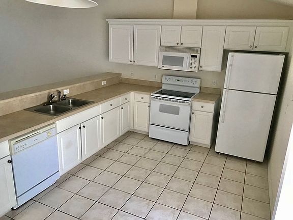4th image of 12B Bunker Ln