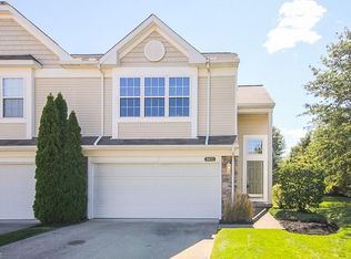 8633 Dunham Dr, Olmsted Township, OH 44138