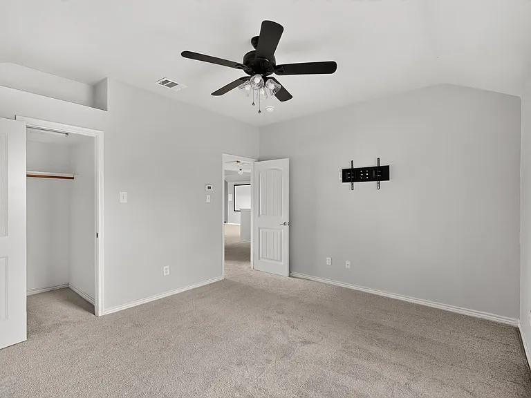 1236 Blue Brook Dr — Photo 33