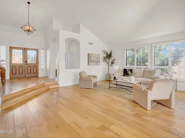 5715 E BEVERLY Lane, Scottsdale, AZ 85254