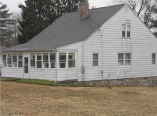 31 Waterbury Rd, Prospect, CT 06712