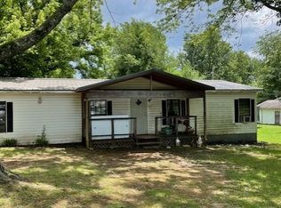 313 Simpson St, Lawrenceburg, TN 38464