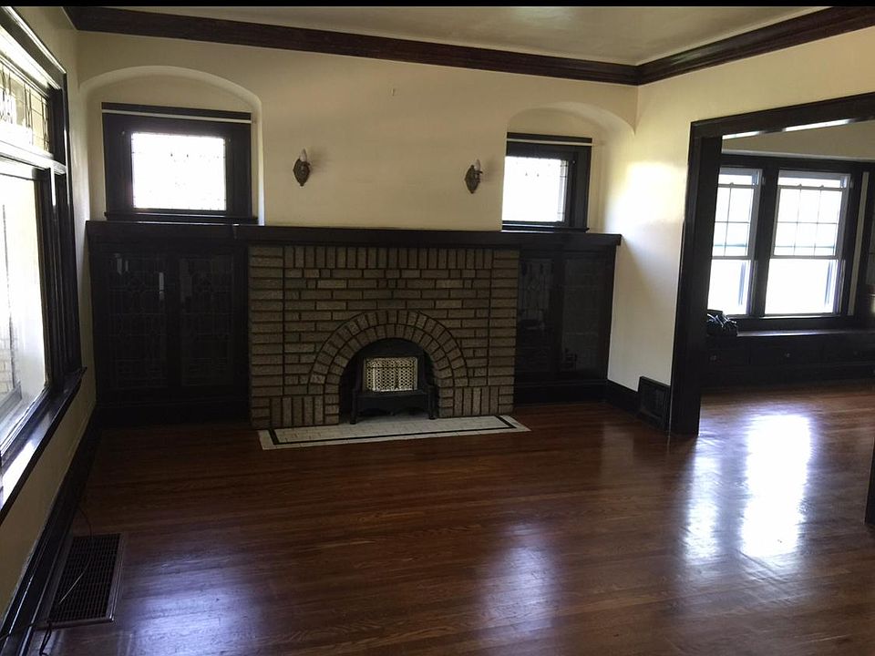 1st image of 2157 Eldred Ave