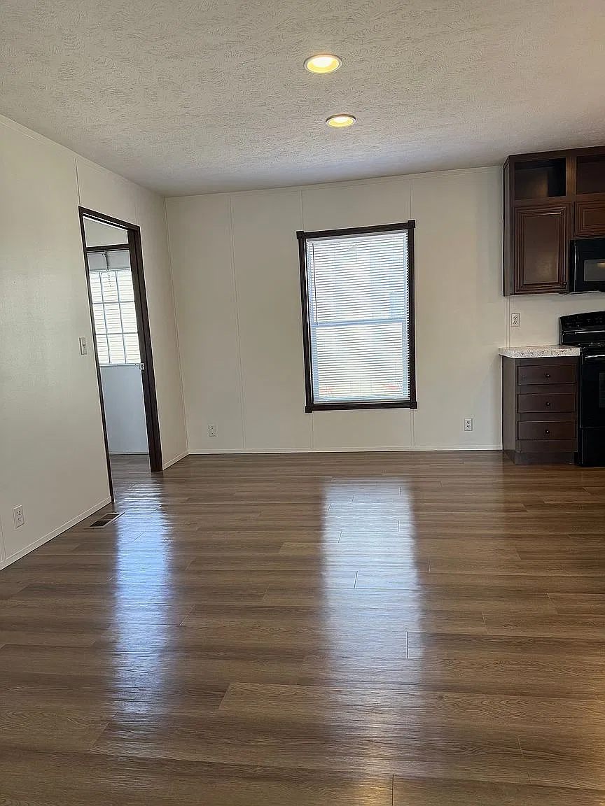4 bed, 1680 sqft, $1,750 — Photo 4