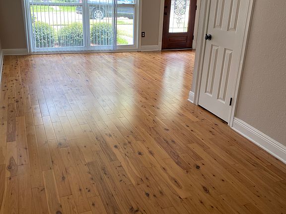 2nd image of 1212 Waltham St