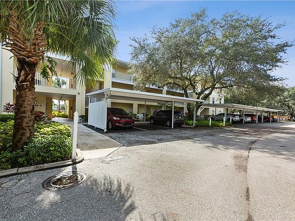 2nd image of 19345 Water Oak Dr Unit 307