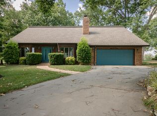 1760 Pointe Royale Dr, Branson, MO 65616