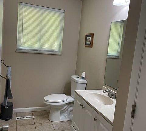 5th image of 8909 Grantop Dr