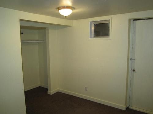 1st image of 19212 12th Ave NE #B
