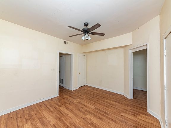 2nd image of 2910 S Wentworth Ave APT 1R