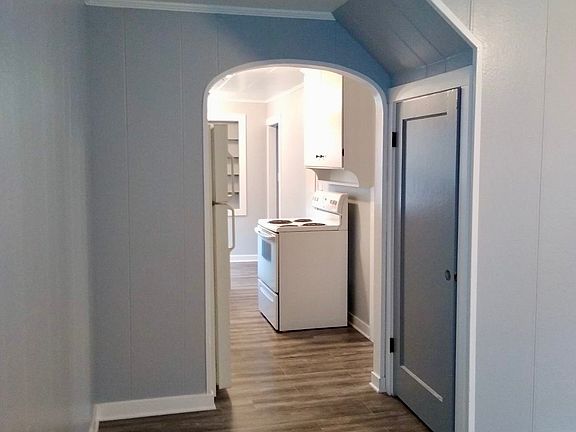 5th image of 317 1/2 Iron Street